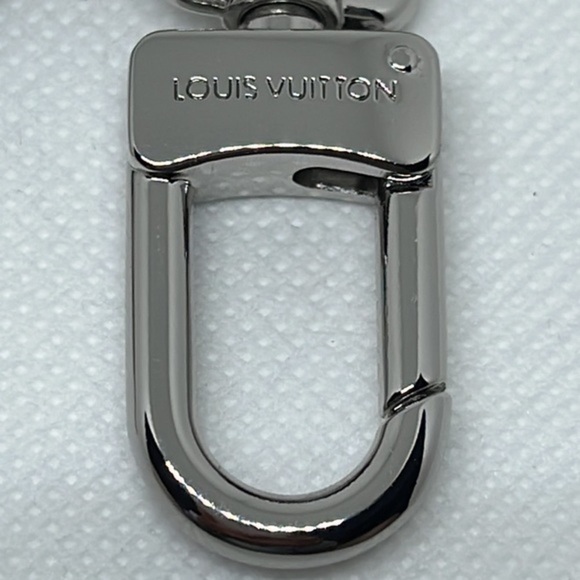 LOUIS VUITTON keychain authentic 100% - Picture 6 of 13
